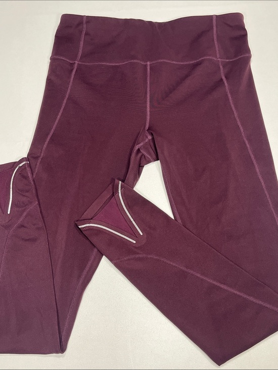 Athleta Pants - Athleta ST Burgundy 3/4 Capri Leggings Reflective Trim Zip Pocket Sz Small Tall